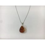 Borostyán köves ezüst medál – Birtoklás