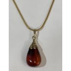 Borostyán köves ezüst medál – letisztult