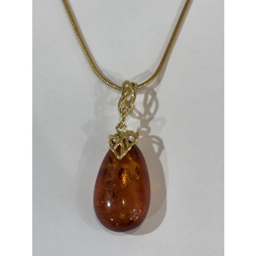 Borostyán köves ezüst  medál-Aysel