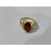 Borostyán köves ezüst  gyűrű-Nursel