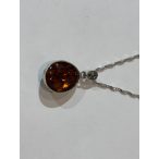 Borostyán köves ezüst medál – Mariann