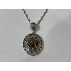 Borostyán köves ezüst medál –Hafize