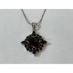 Gránát köves ezüst medál – Óriás virág