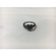Gránát köves apró köves szív alakú ezüst  gyűrű